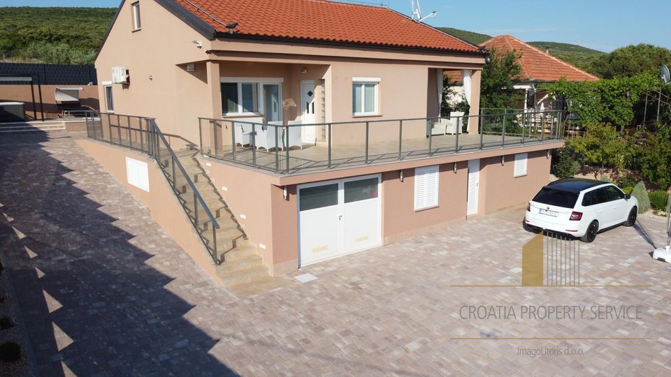 Schönes Haus mit Blick auf das Meer - Sv. Peter auf dem Meer!