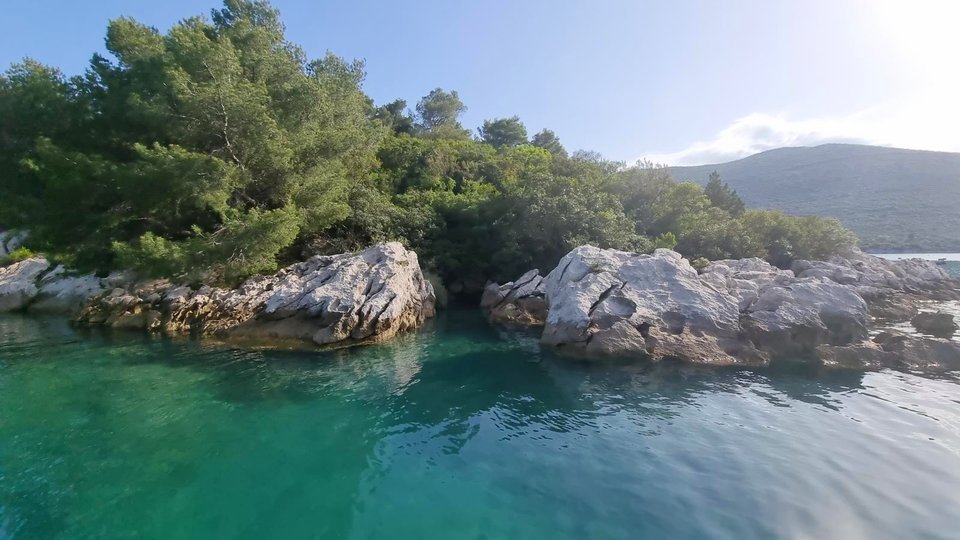 Čudovit otok s popolno zasebnostjo v bližini Dubrovnika!