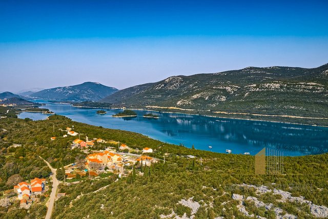 Land by the sea with an incredible view of the Maloston Bay - Pelješac!