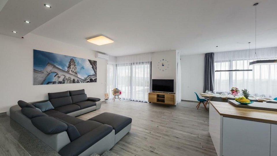 Casa, 240 m2, Vendita, Split