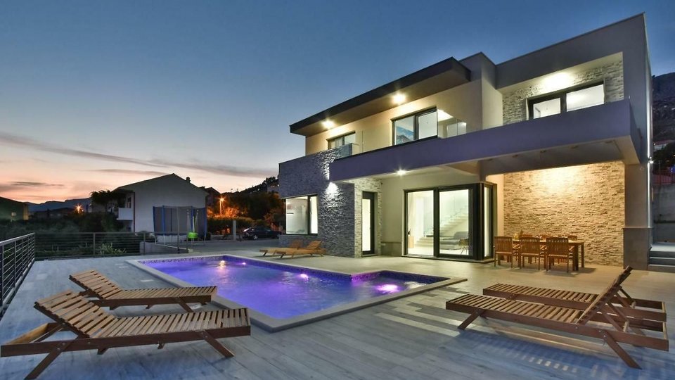 Elegant villa with panoramic sea view near Split!