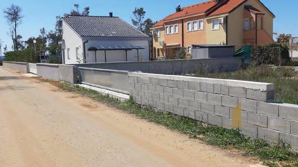 Atraktivno zemljišče 90 m od morja - Privlaka, Zadar!