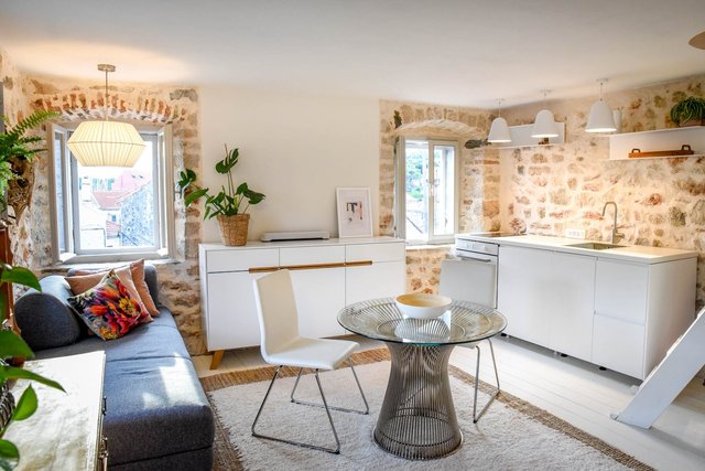 Beautiful renovated stone house only 15 m from the sea in the center of Stari Grad - island of Hvar!