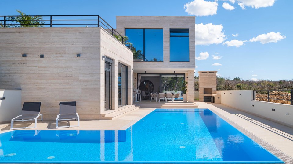 Elegante Villa mit Panoramablick auf das Meer in der Nähe von Zadar!