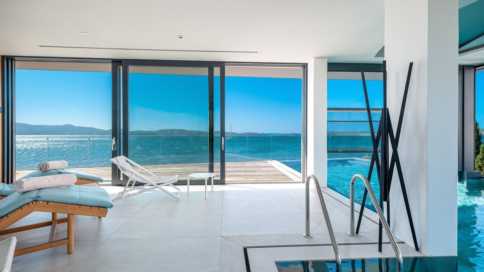 Elegante Luxusvilla am Meer in der Nähe von Zadar!