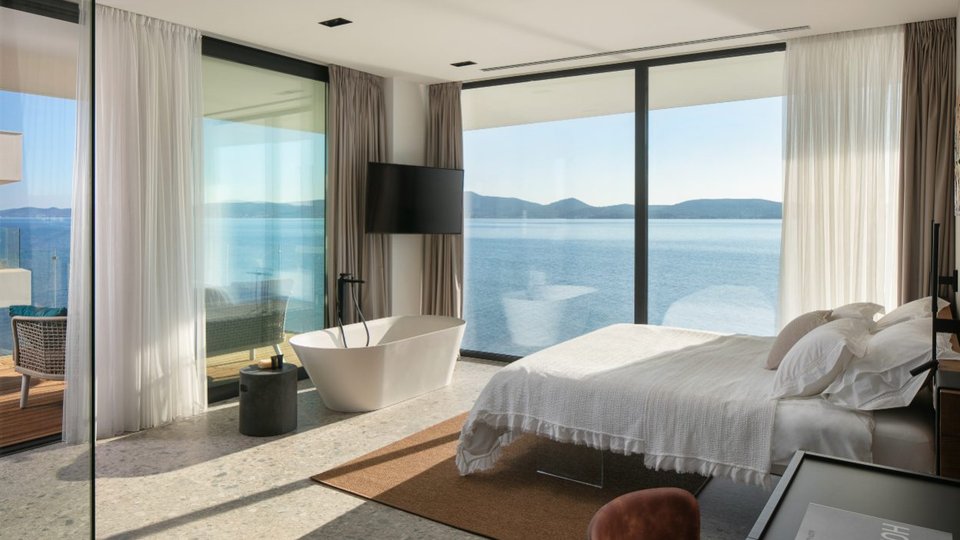 Elegante Luxusvilla am Meer in der Nähe von Zadar!