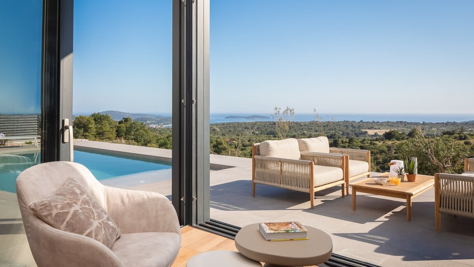 Paradiesoase in Rogoznica: Luxuriöse Steinvillen mit unglaublichem Blick auf das Meer!