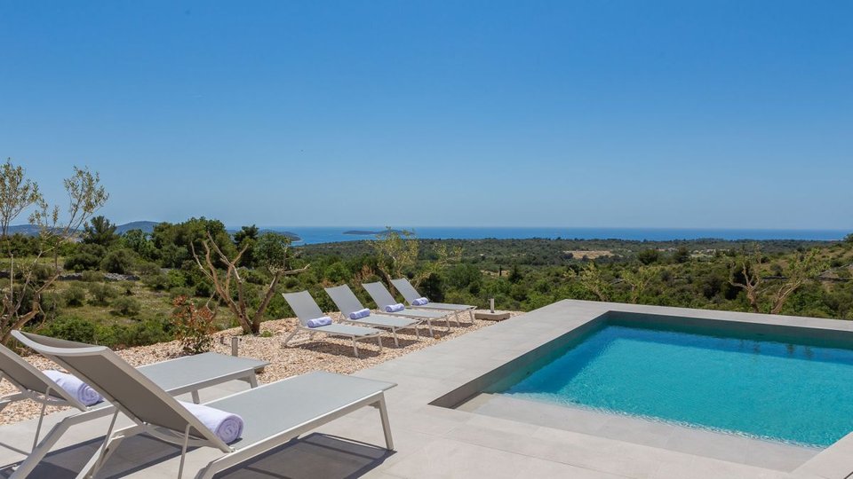 Paradiesoase in Rogoznica: Luxuriöse Steinvillen mit unglaublichem Blick auf das Meer!