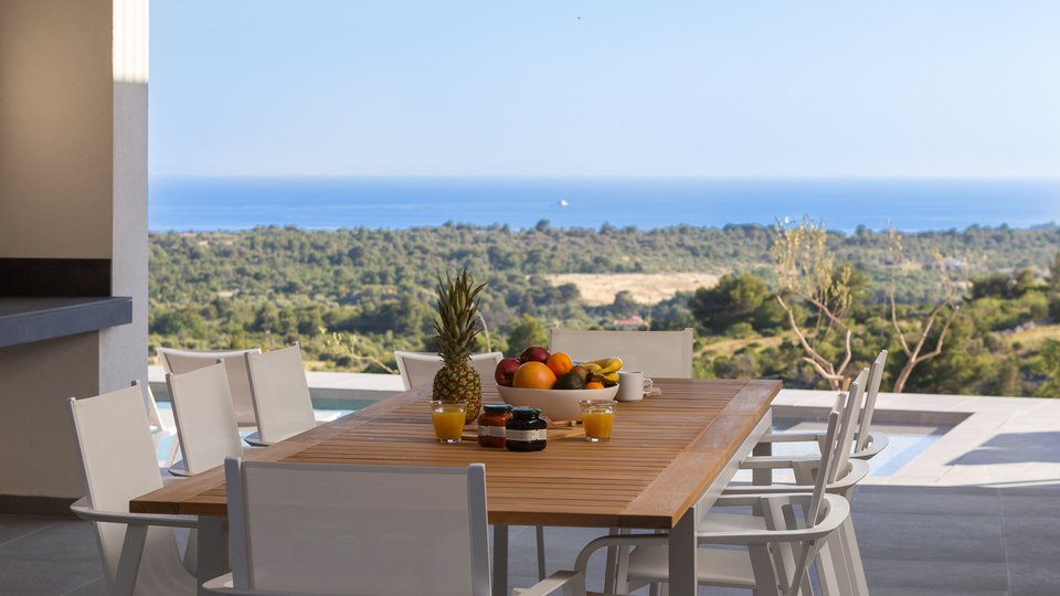 Paradiesoase in Rogoznica: Luxuriöse Steinvillen mit unglaublichem Blick auf das Meer!