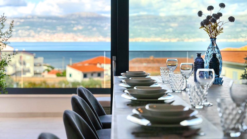 Beautiful apartment in a luxury new building with a view of the sea on the island of Čiovo!