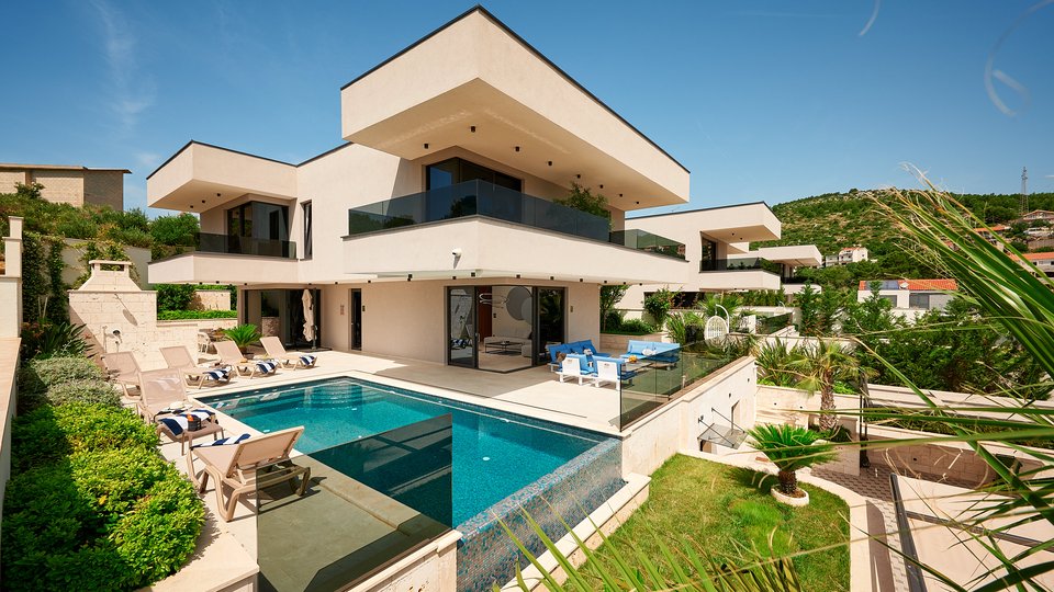 Luxury villa with panoramic sea view near Trogir!