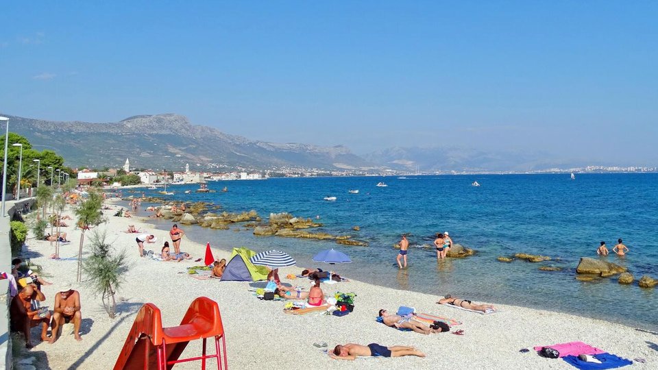 Ackerland von 51565 m2 mit Panoramablick auf das Meer – Kaštela!