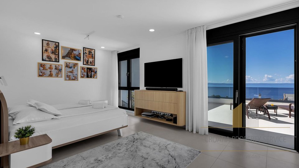 New luxury villa with open sea view in Makarska!