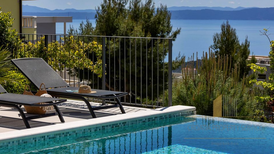 New luxury villa with open sea view in Makarska!