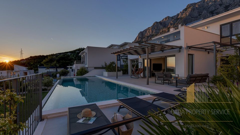 New luxury villa with open sea view in Makarska!