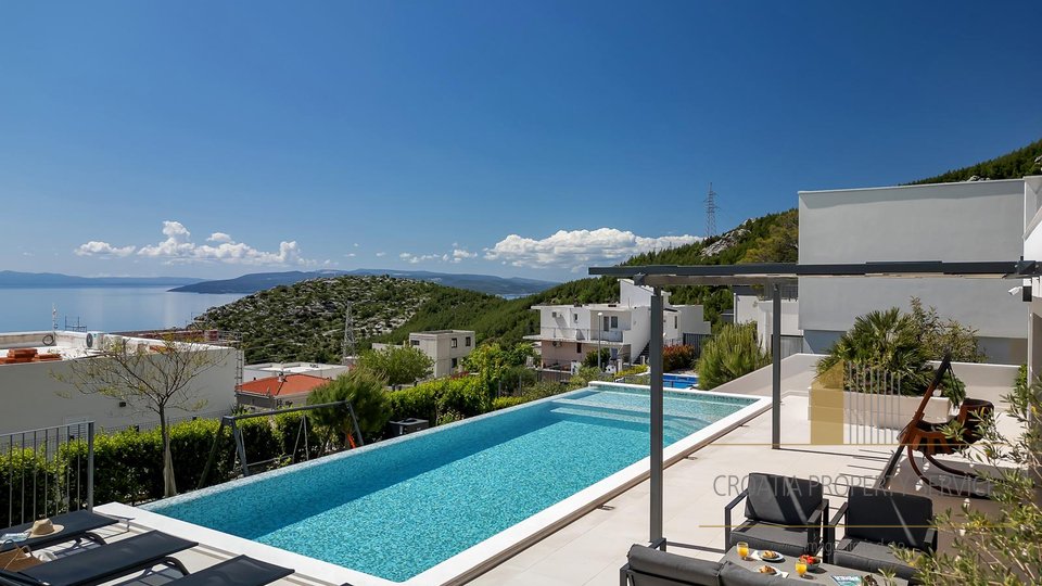 New luxury villa with open sea view in Makarska!