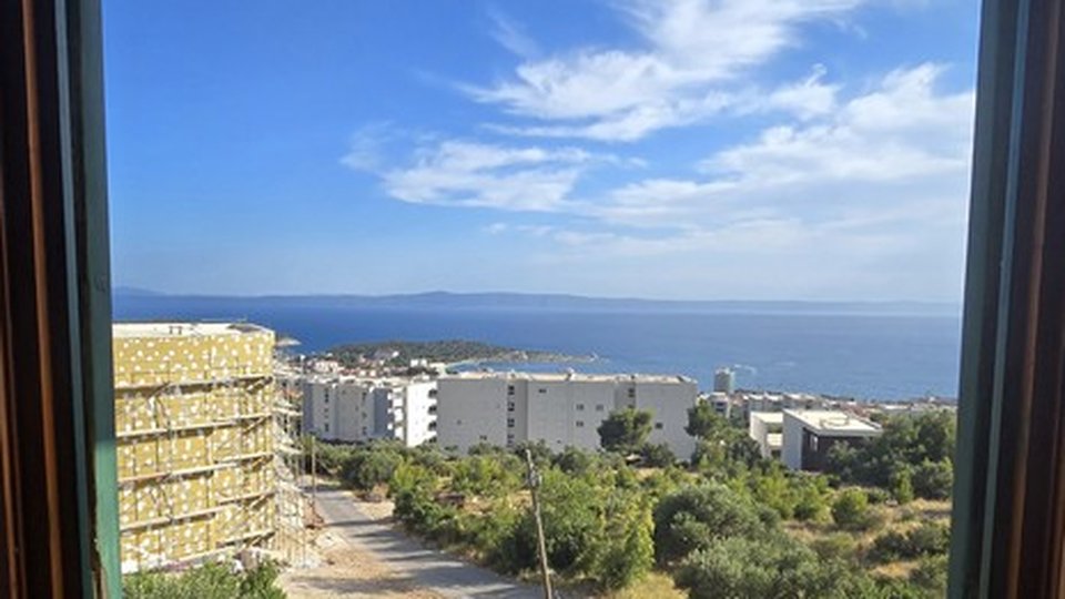 House with a beautiful view of the sea in Makarska!