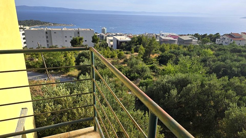 House with a beautiful view of the sea in Makarska!