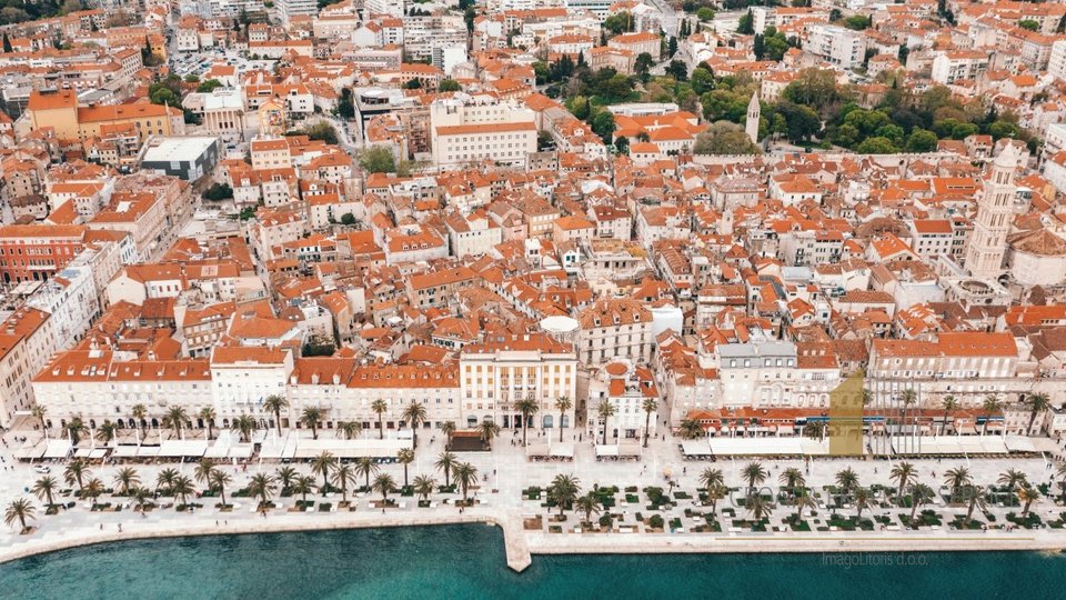 Luxuriöses Wohnung  mit Garten in einem Eliteviertel, 100 m vom Strand entfernt – Split!