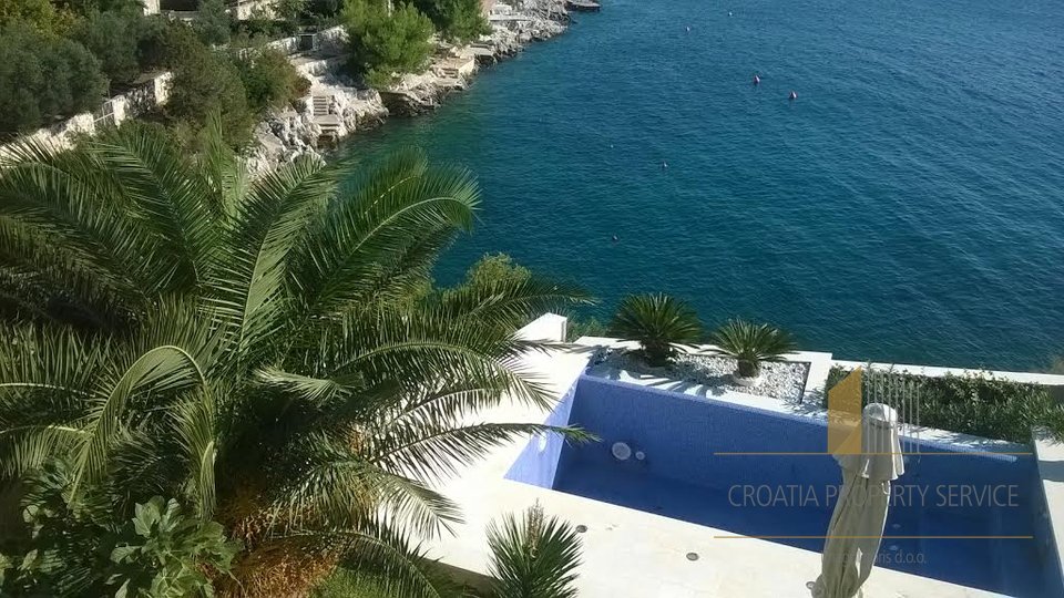Villa auf Ciovo Halbinsel mit herrlichem Meerblick!