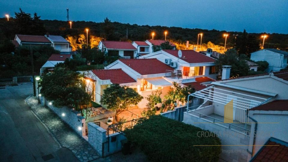 Casa, 196 m2, Vendita, Zadar-okolica - Petrčane