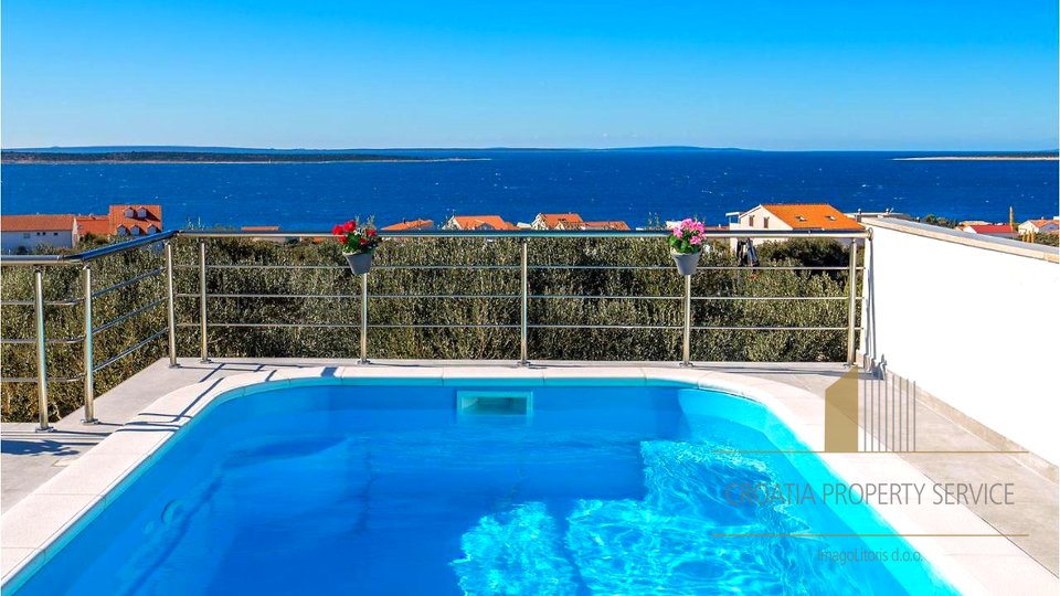 Charmantes Ferienhaus mit Panoramablick auf das Meer auf der Insel Pag!