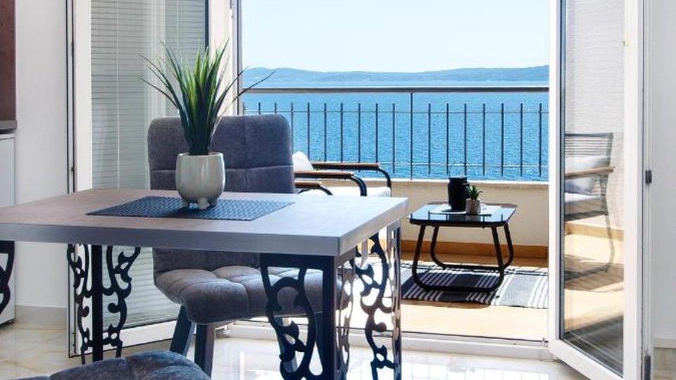 Beautiful apartment villa with a view of the sea on the island of Čiovo!