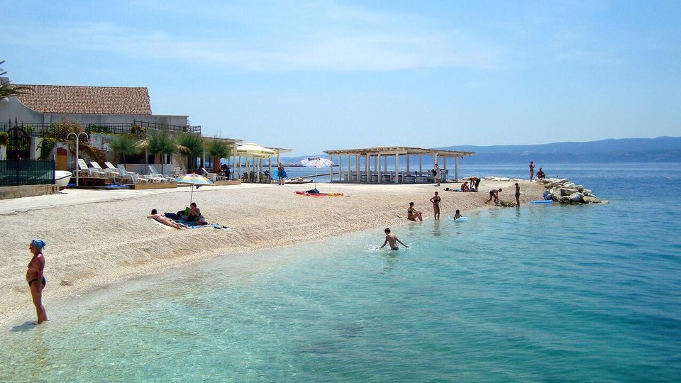 Baugrundstück mit freiem Blick auf das Meer an der Riviera von Omiš!