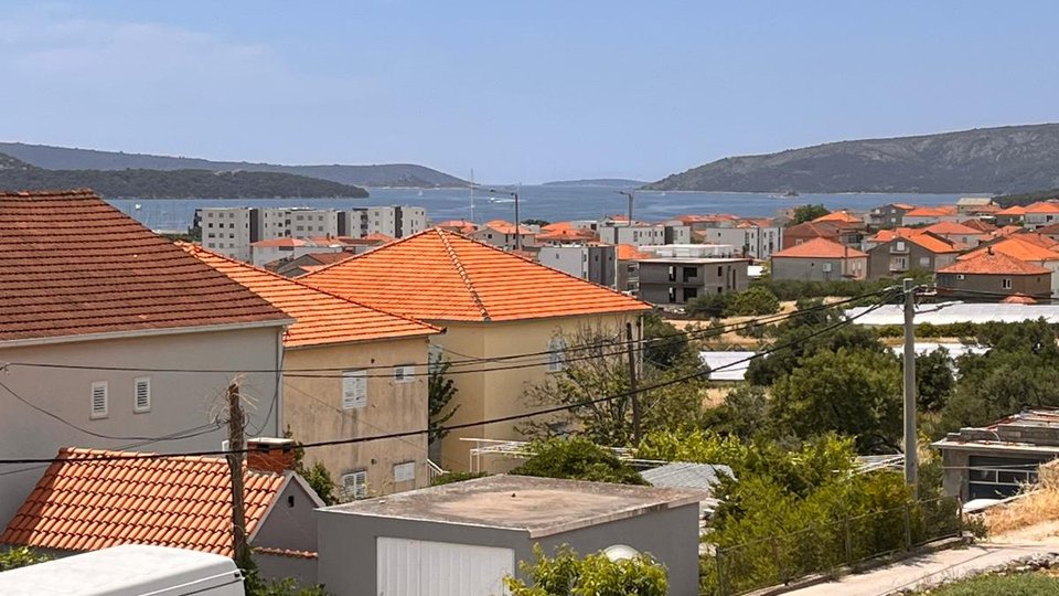 Beautiful modern apartment with sea view in Trogir!