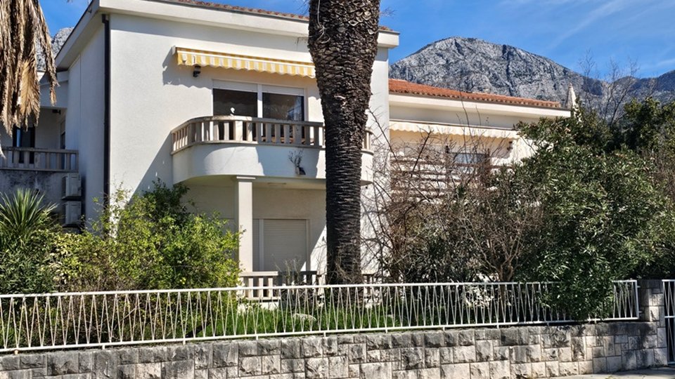 Beautiful house on the first row by the sea in Zaostrog, Makarska Riviera!