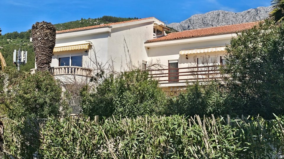 Beautiful house on the first row by the sea in Zaostrog, Makarska Riviera!