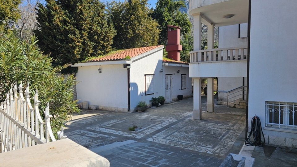 Wunderschönes Haus in der ersten Reihe am Meer in Zaostrog, Makarska Riviera!