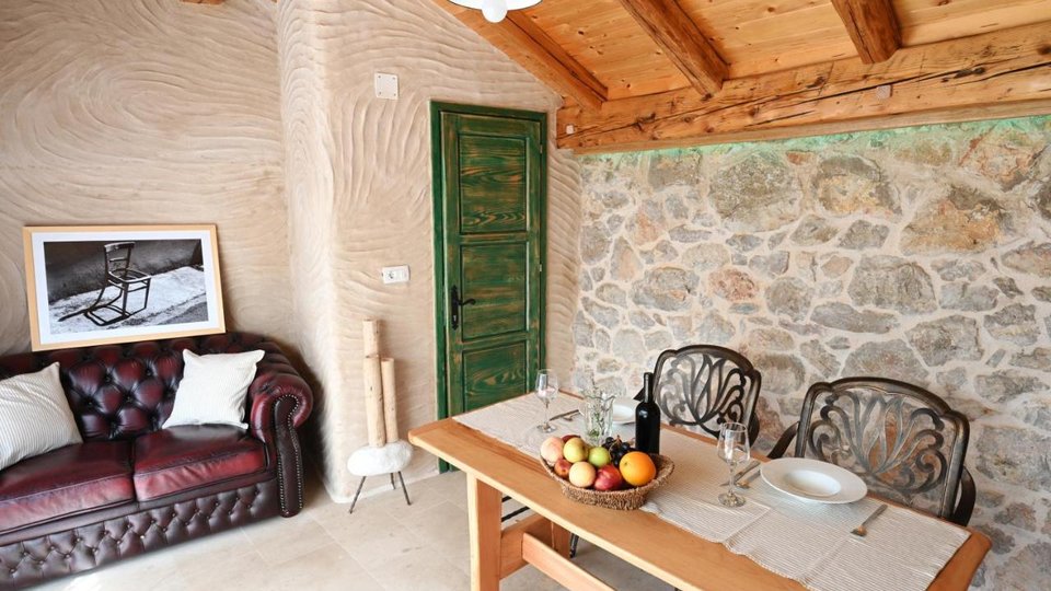 Beautiful stone house for vacation on the island of Hvar!