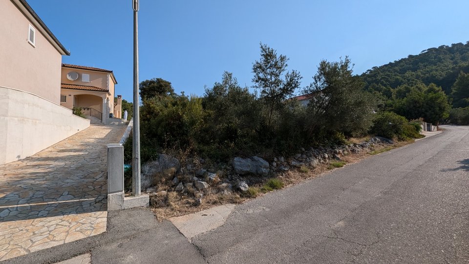 Building plot 60 m to the sea on the island of Korčula!