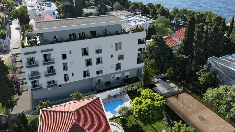 Luksuzni stan s pogledom na more u elitnoj četvrti, 100 m od plaže – Split!