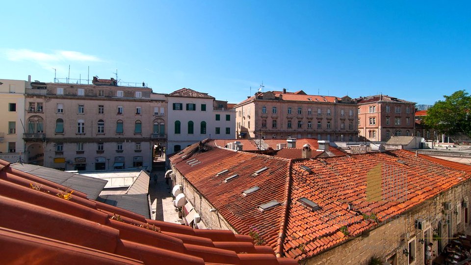 Čudovito trinadstropno stanovanje 105 m2 v središču Splita - Izredna naložbena priložnost!