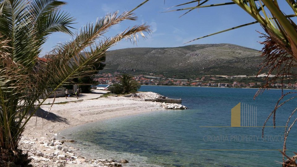 Wunderschönes Apartmenthaus mit freiem Blick auf das Meer auf der Insel Čiovo!