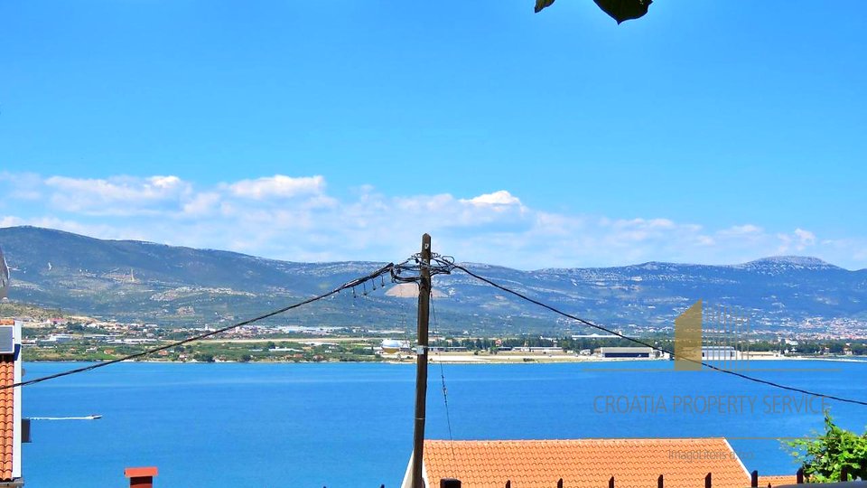 Beautiful apartment house with an open view of the sea on the island of Čiovo!