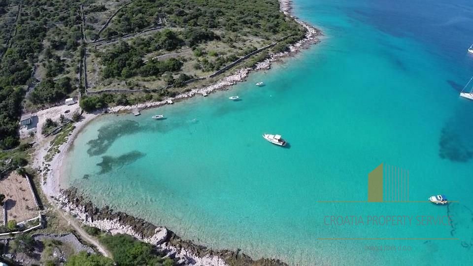 Očarljiva počitniška hiša 80 m od plaže v Sevidu!