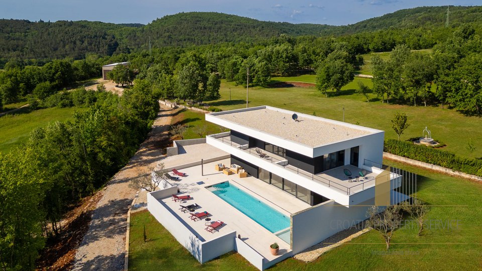 Luxury villa with 5*, spacious grounds, and a private pool in the heart of Istria!