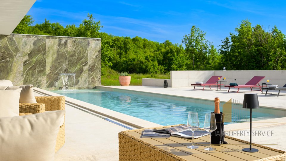 Luxury villa with 5*, spacious grounds, and a private pool in the heart of Istria!