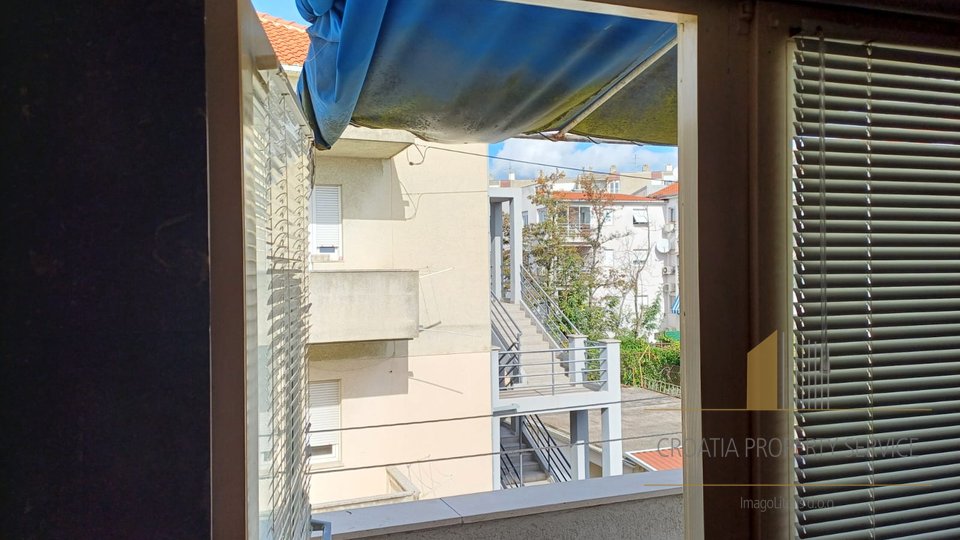 Bright and spacious apartment with potential in the heart of Split!