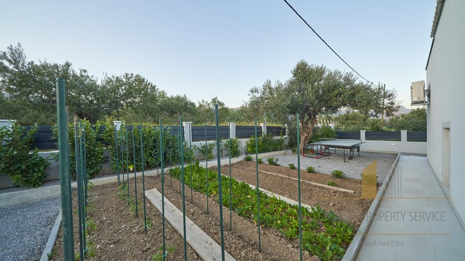 Luxuriöses einstöckiges Haus mit wunderschönem Blick auf das Meer in Kaštela!