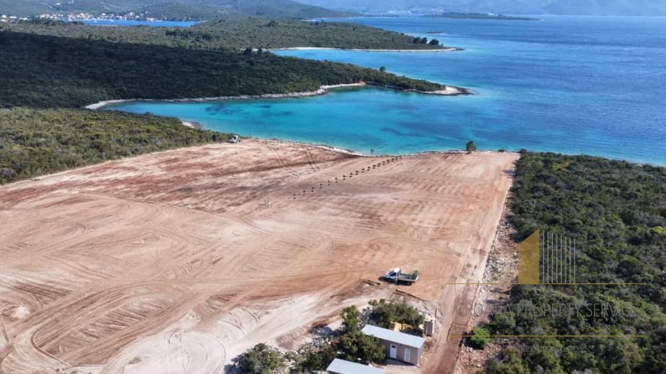 Großes Anwesen, erste Reihe am Meer auf der Halbinsel Pelješac!