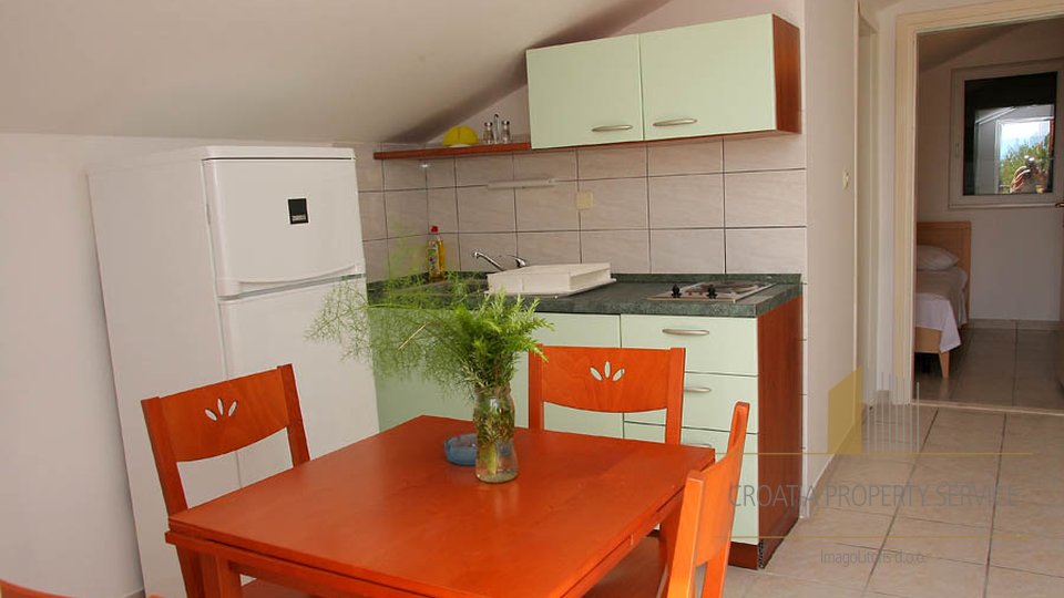 Beautiful apartment house 100 m from the sea on the island of Hvar!