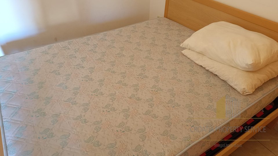 Čudovita apartmajska hiša 100 m od morja na otoku Hvar!