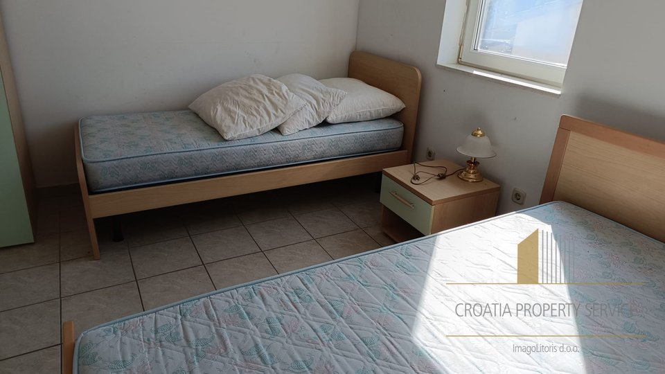 Čudovita apartmajska hiša 100 m od morja na otoku Hvar!