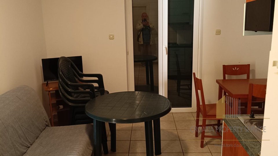 Čudovita apartmajska hiša 100 m od morja na otoku Hvar!