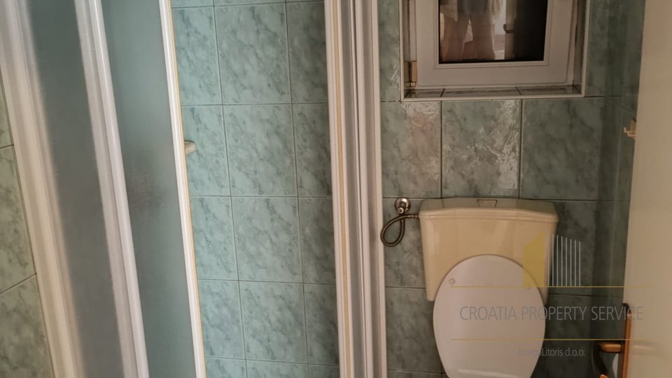 Čudovita apartmajska hiša 100 m od morja na otoku Hvar!