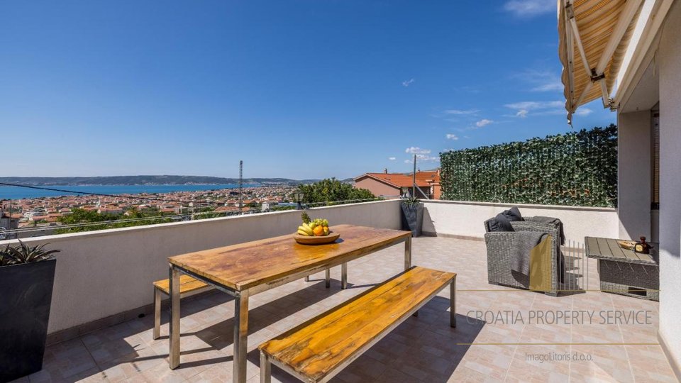 Luxury villa with a beautiful view of the sea - Kaštela!